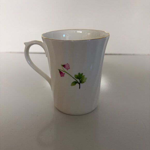 Regency English Bone China Floral Mug Pink Green Floral Design Gold Rim England - Picture 4 of 5